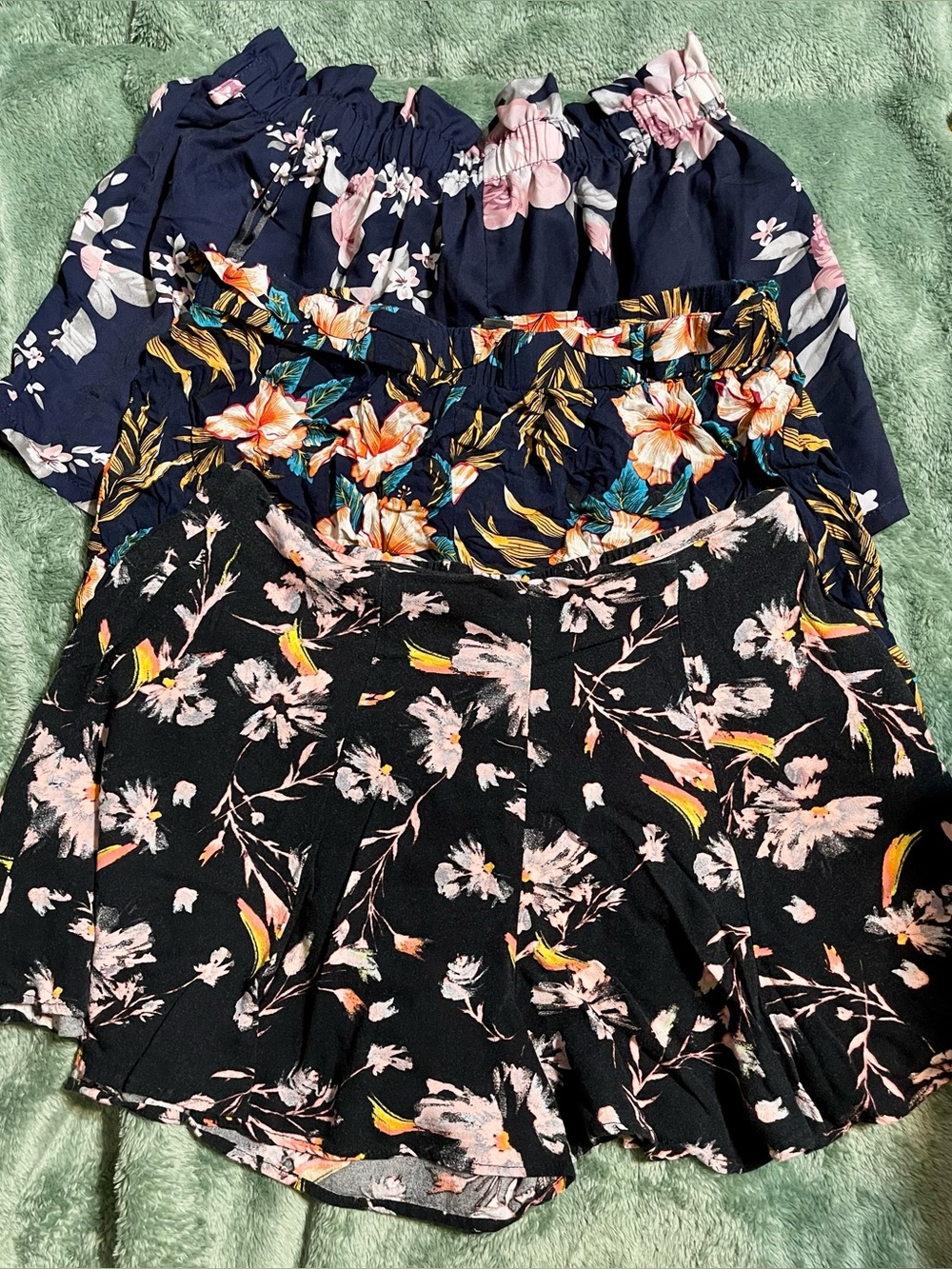 3 pr Black Floral Print Skirted Shorts